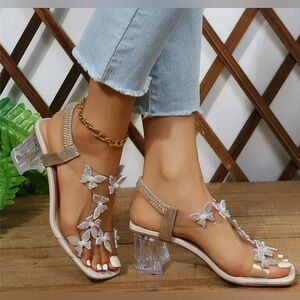 Amazon Tan Butterfly Heels size 8